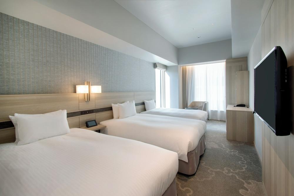 Hotel Keihan Tsukiji Ginza Grande Room Type - Comfort Triple Room, Non Smoking (Extra Bed will be provided for the 3rd Adult) Hotel Keihan Tsukiji Ginza Grande Room Type - Comfort Triple Room, Non Smoking (Extra Bed will be provided for the 3rd Adult)