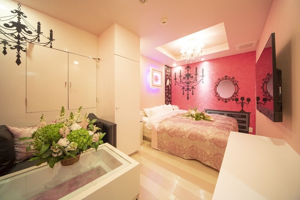 HOTEL G-Style - Adults Only - Tap to explore photos