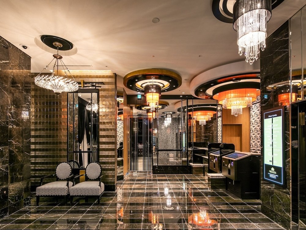 APA Hotel Nihombashi Bakurocho Ekimae - Tap to explore photos