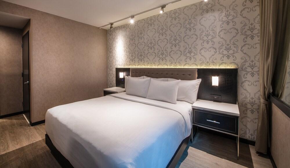 Aliz Hotel Times Square Room Type - Standard Room, 1 King Bed