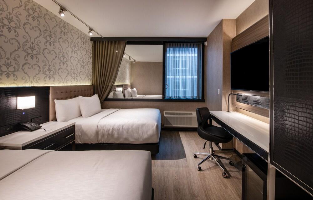 Aliz Hotel Times Square Room Type - Standard Room, 2 Double Beds, Accessible
