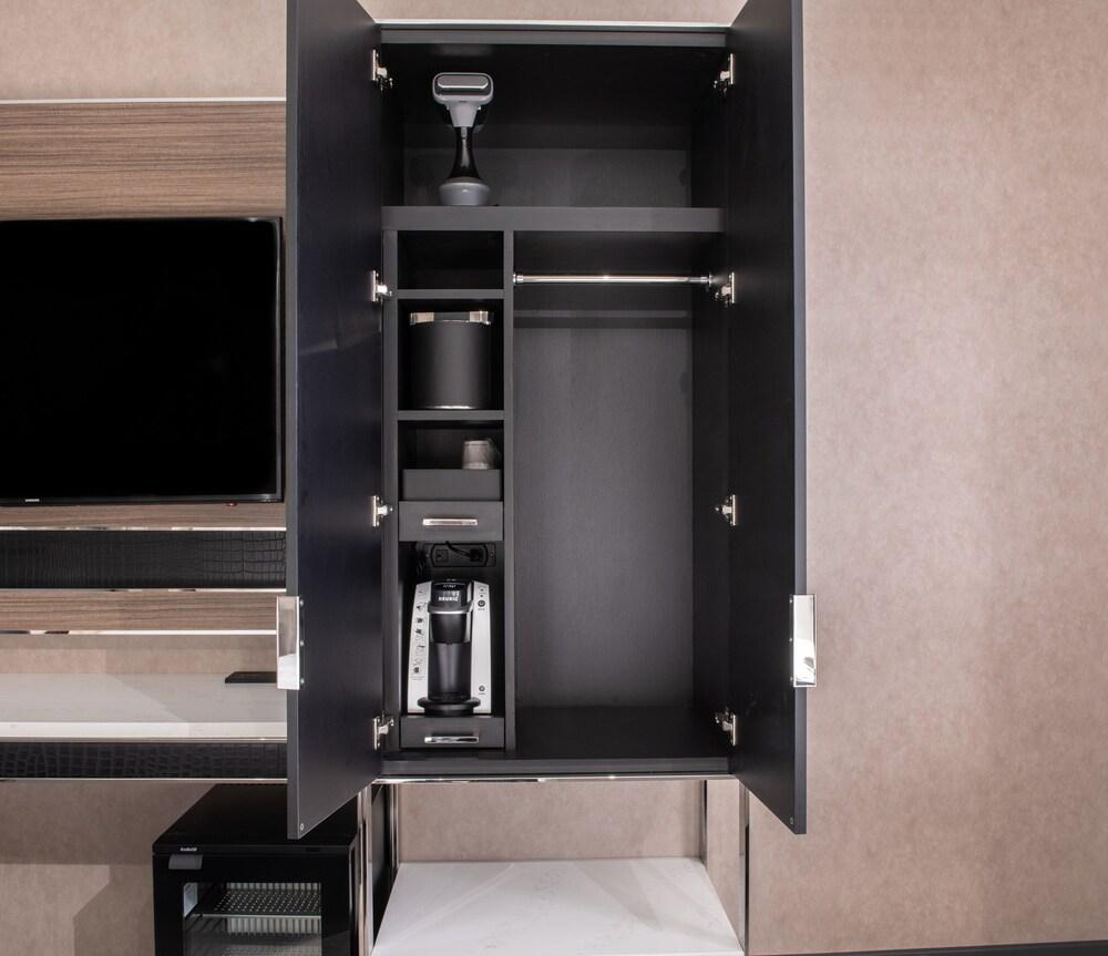 Aliz Hotel Times Square New York 1 8 5 2 3 Hotel Price Address Reviews