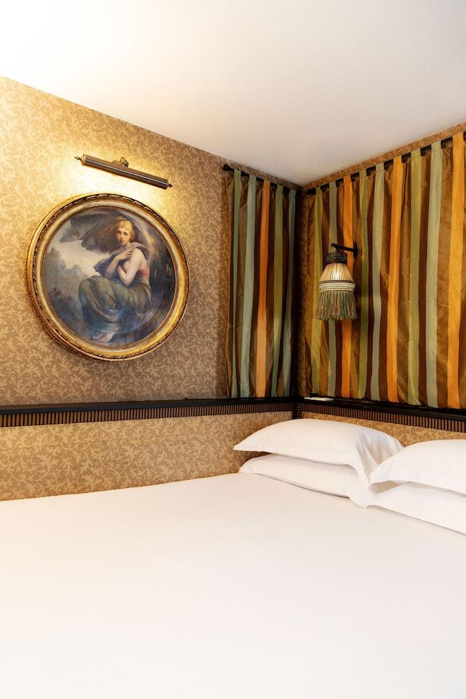 Hôtel Bourg Tibourg - Paris Marais Room Type - Deluxe Room, Air conditioning (Possibilité de lits twin sur demande)