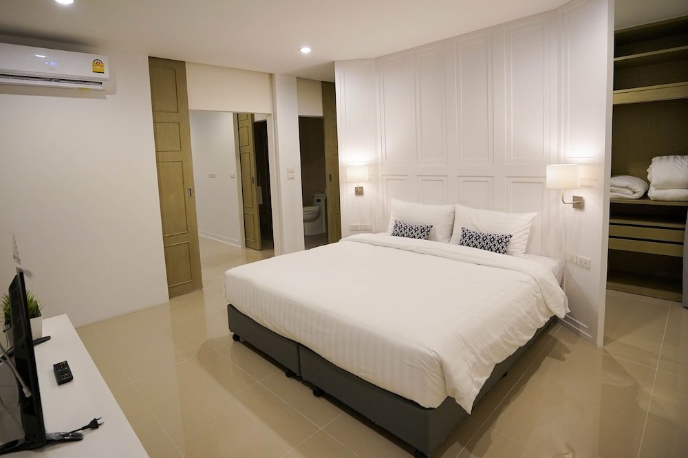 Sleepstation at Pratunam Hotel Room Type - Grand Deluxe Family - Building 1