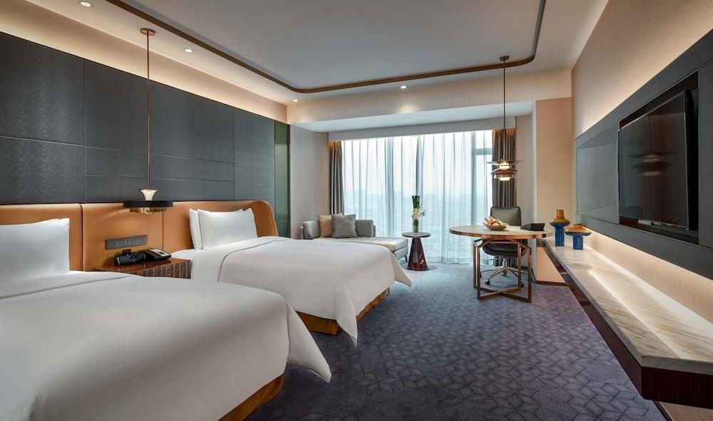 PRIMUS Hotel Shanghai Hongqiao Room Type - Club Deluxe Twin Room