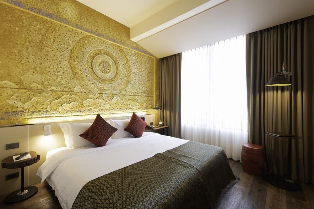 Dhevi Bangkok Hotel Room Type - Superior Double Room