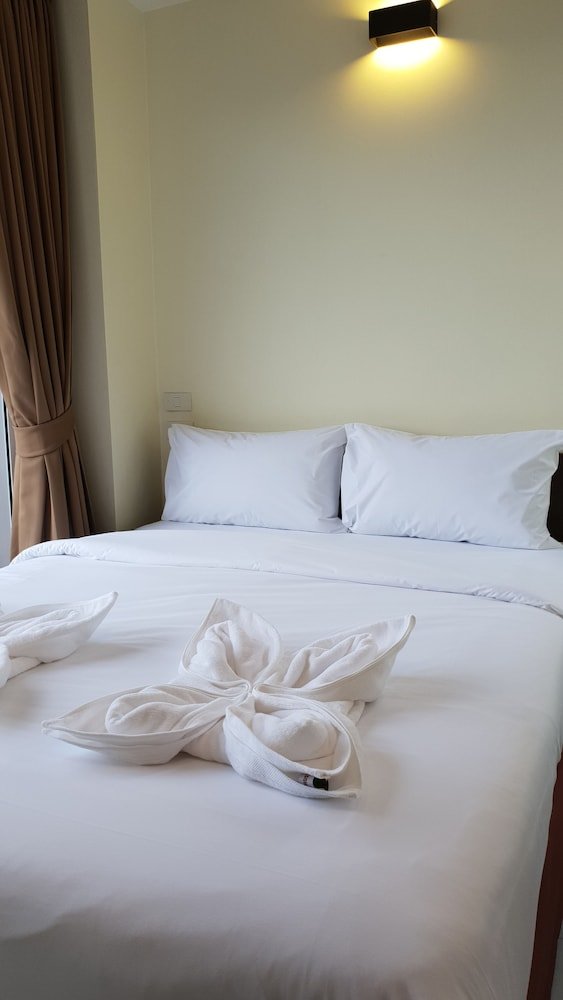 Top Hostel Samui - Tap to explore photos