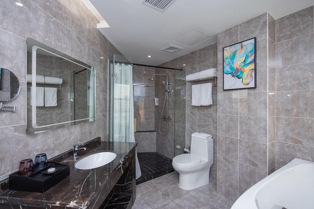 Shanghai Future Shangju Hotel Room Type - Exclusive Superior King Room