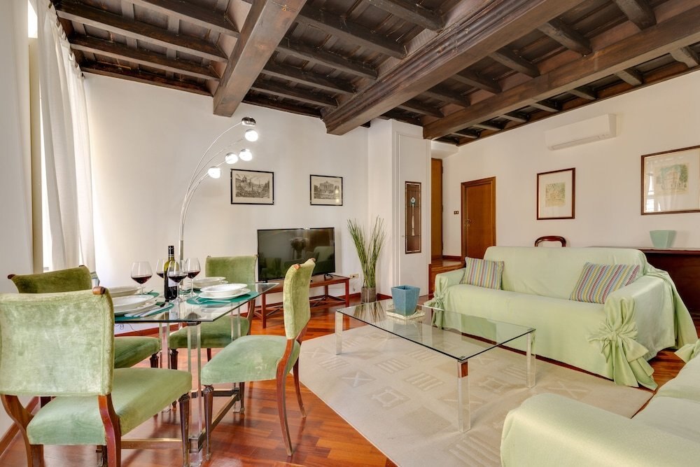 Rome as you feel - Panisperna Apartment - Tap to explore photos
