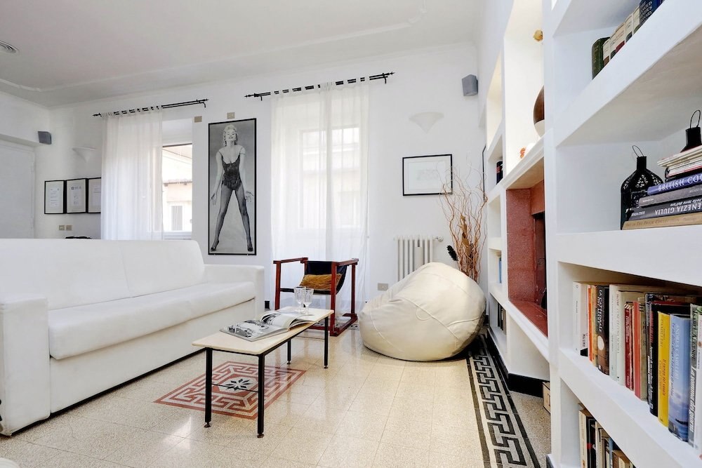 Clementina - WR Apartments - Tap to explore photos