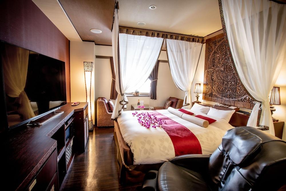 Hotel Bali An Resort Shinjuku Island - Adults only - Tap to explore photos