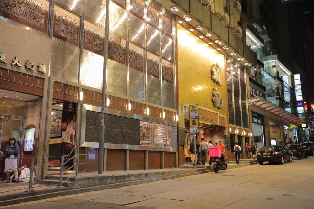 Butterfly on LKF, Central - Tap to explore photos