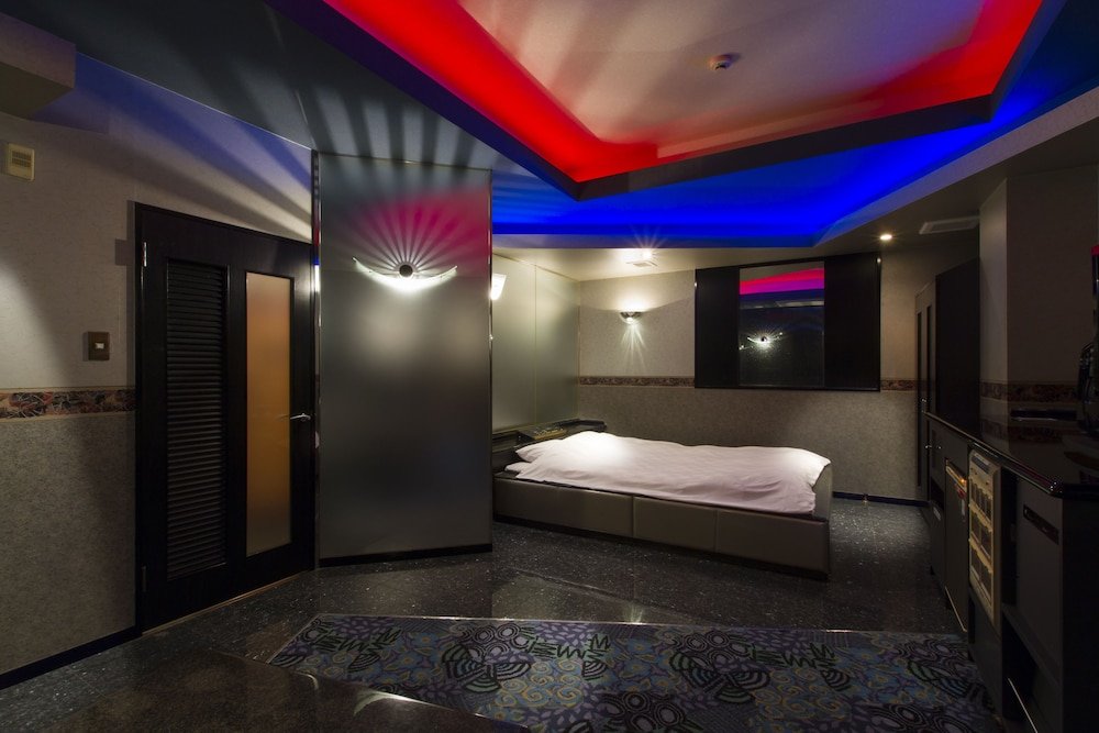 HOTEL G7 - Adults Only - Tap to explore photos
