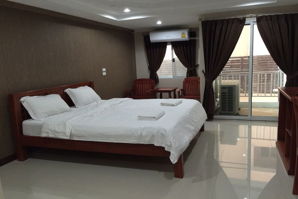 Pearl Residence Serviced Apartment Room Type - Premier Double Room