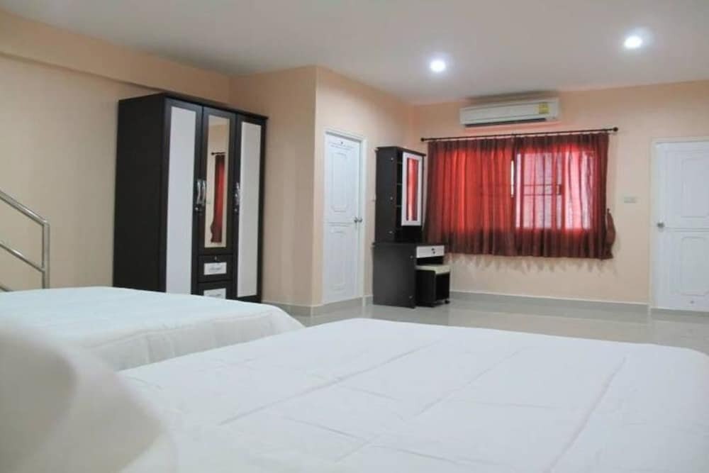 Pearl Residence Serviced Apartment Room Type - Premier Twin Room