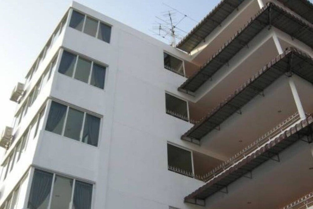 Pearl Residence Serviced Apartment - Tap to explore photos