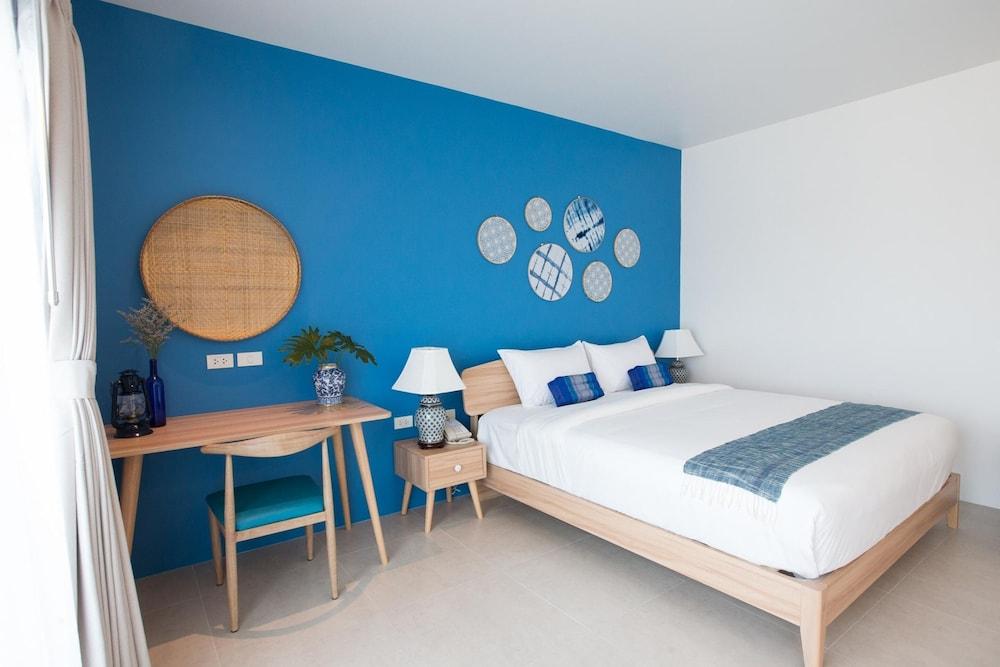 DeeProm Pattaya Hotel Room Type - Superior Double Room, Pool View