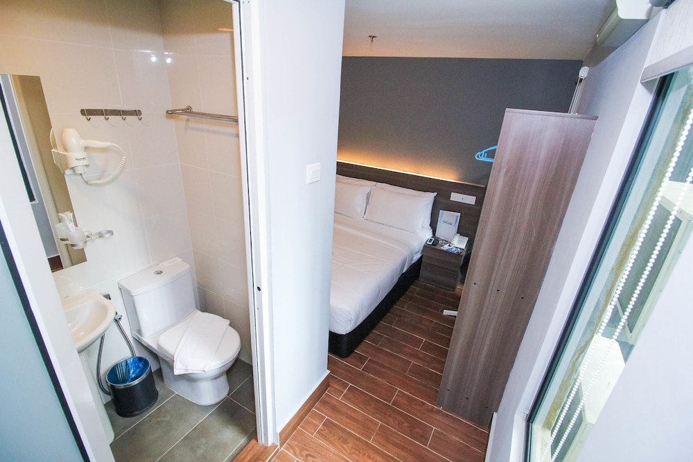 Asia Like Boutique Hotel Room Type - Deluxe Double Room, 1 Queen Bed, Ensuite, City View Asia Like Boutique Hotel Room Type - Deluxe Double Room, 1 Queen Bed, Ensuite, City View