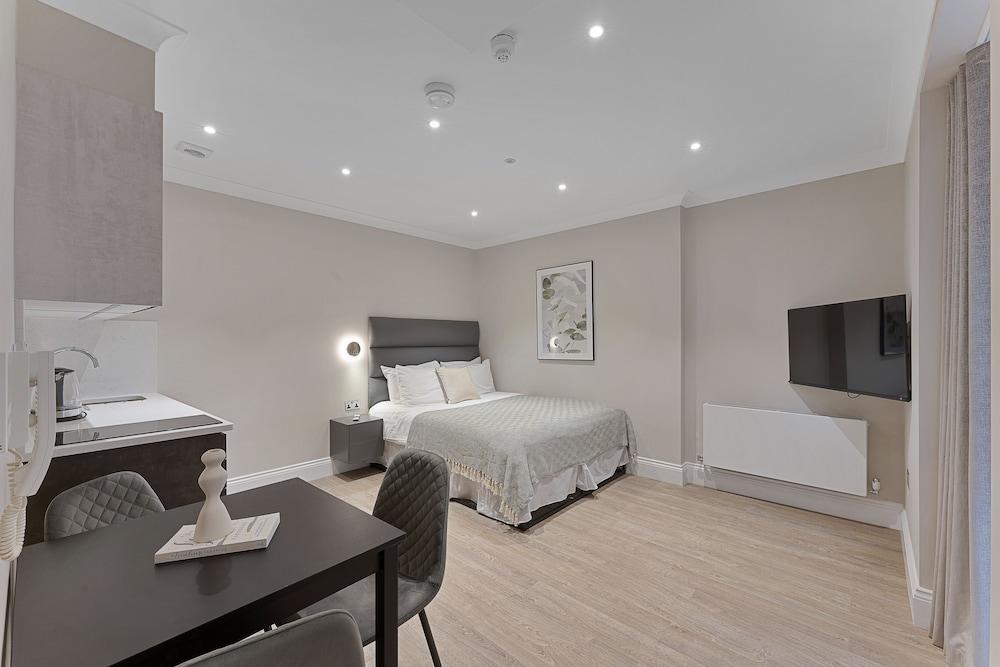 Cleveland Residences Paddington Room Type - Family Studio Lower Ground