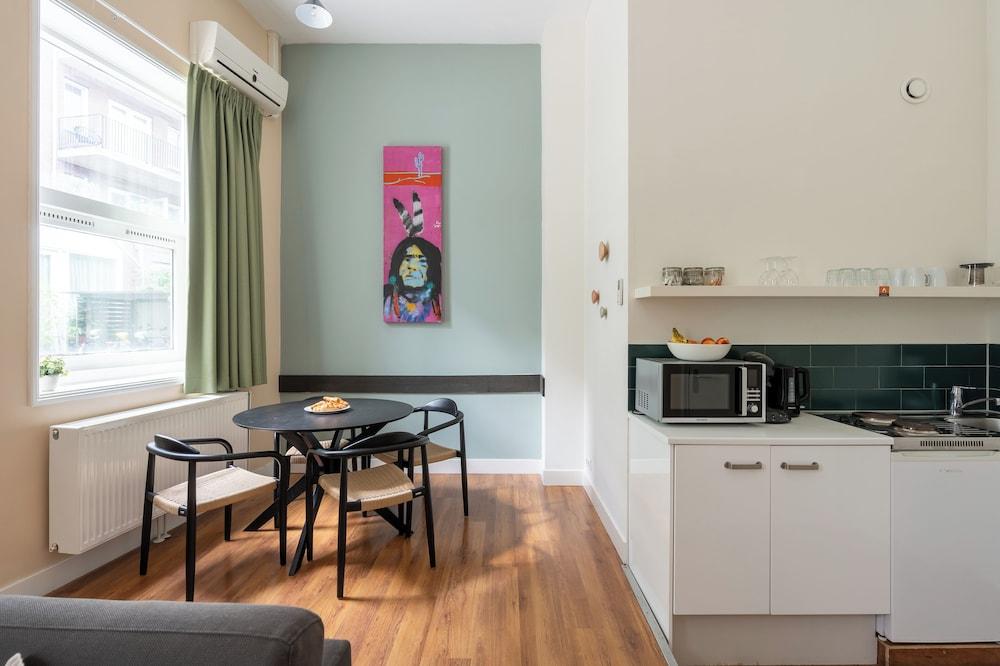 Amsterdam Dockside Flats Room Type - Large Studio with Kitchenette, Sofa Bed Amsterdam Dockside Flats Room Type - Large Studio with Kitchenette, Sofa Bed