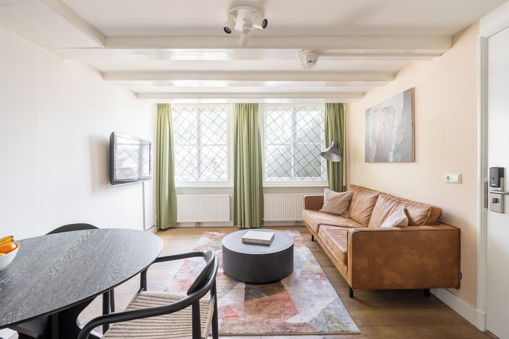 Amsterdam Dockside Flats Room Type - 1 Bedroom Apartment