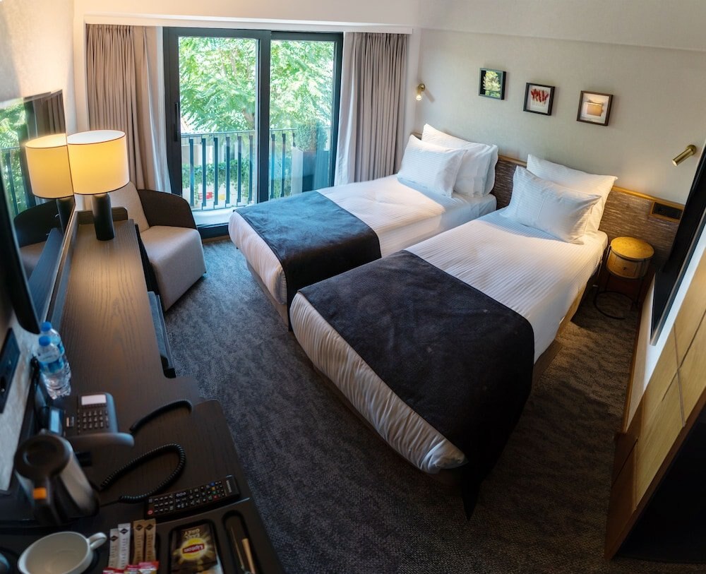 Meg Hotel Room Type - Standard Double or Twin Room, City View