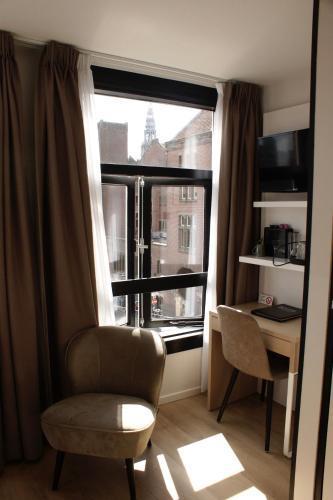 Hotel van Gelder - Tap to explore photos