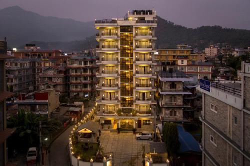 Hotel White Pearl - Tap to explore photos
