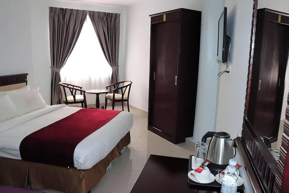 Hotel AL Amin Room Type - Deluxe King Room