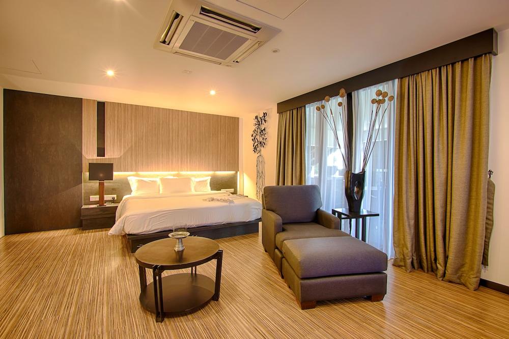 Lot 33 Boutique Hotel Room Type - Deluxe Double Room