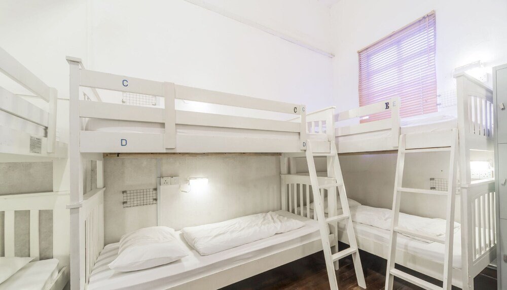 BEAT. Arts Hostel Chinatown Room Type - 1 Bed in 12-Bed Female Room