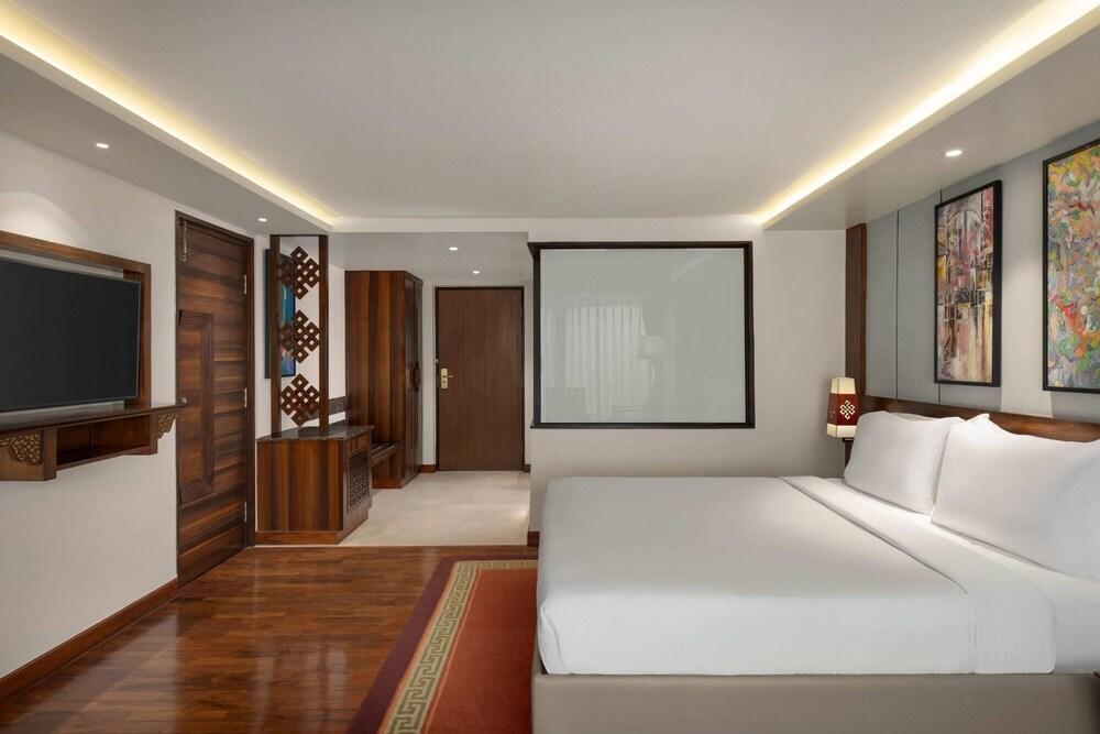 Ramada by Wyndham Kathmandu Dhumbarahi Room Type - King Bed, Superior Room