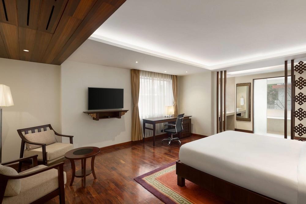 Ramada by Wyndham Kathmandu Dhumbarahi Room Type - King Bed, Deluxe Room