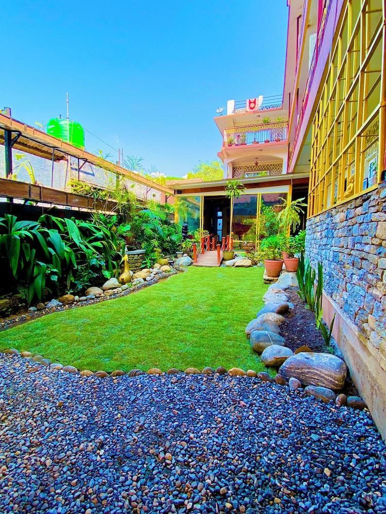 Three Jewels Boutique Hotel Room Type - Deluxe Double or Twin Room, Balcony, Mountain View