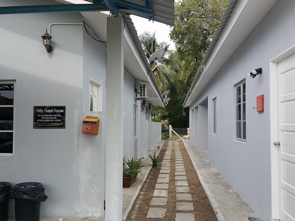 Chily Guesthouse - Tap to explore photos