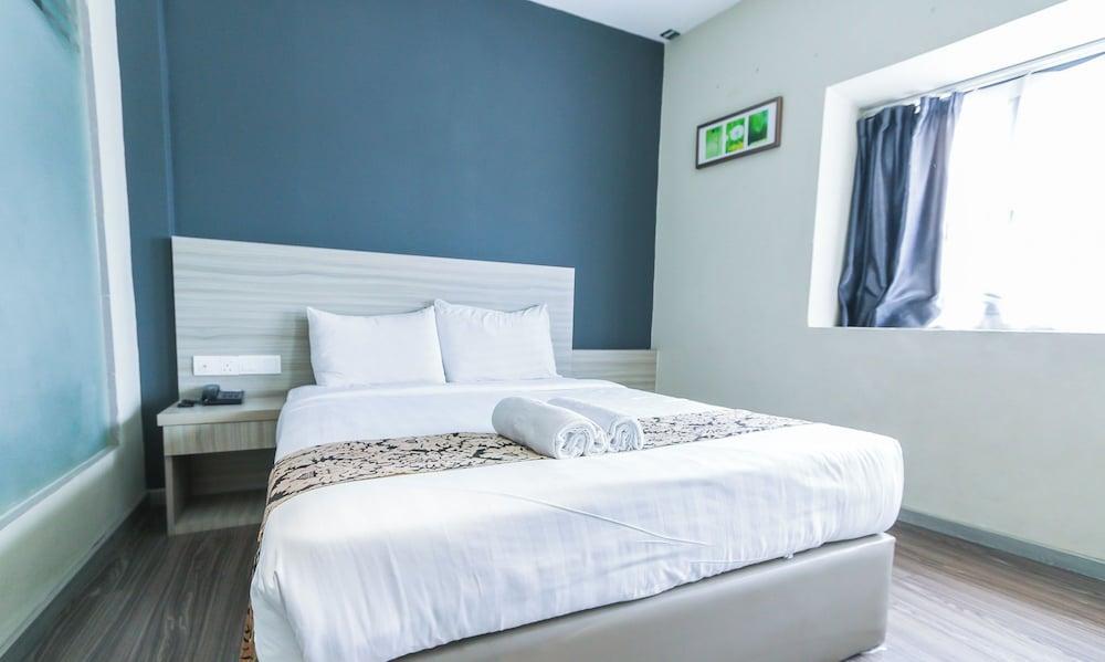 Hotel 99 - Kepong Room Type - Superior Queen With Window