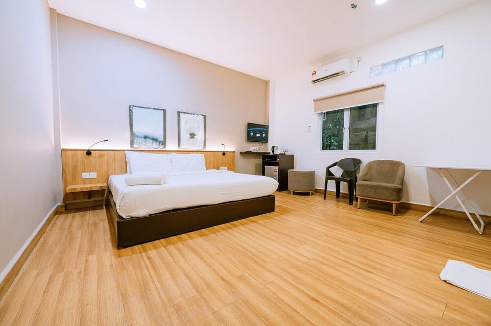 The Concept Hotel Express Room Type - Superior Double Room