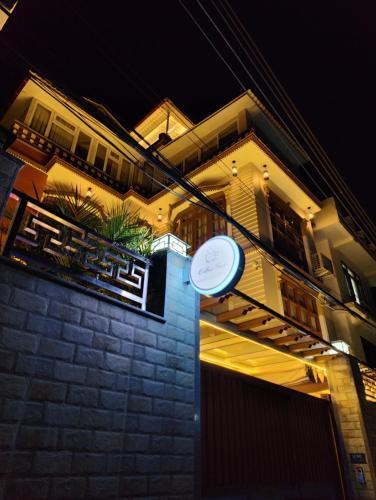 Sherpa Home Hotel - Tap to explore photos