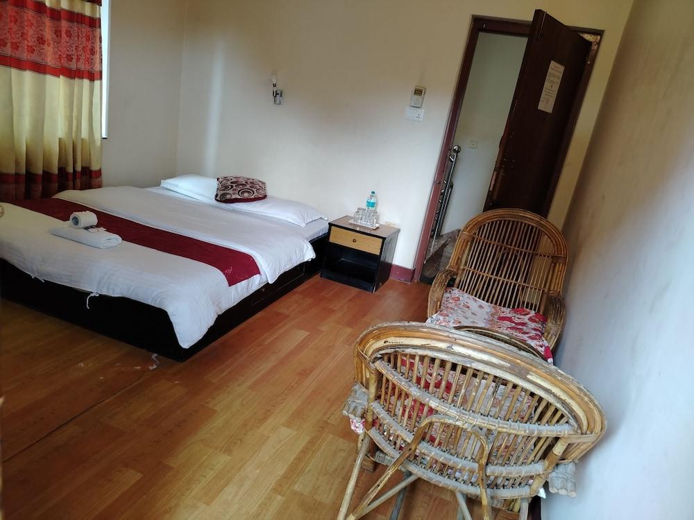 Cherry Garden Room Type - Deluxe Double Room