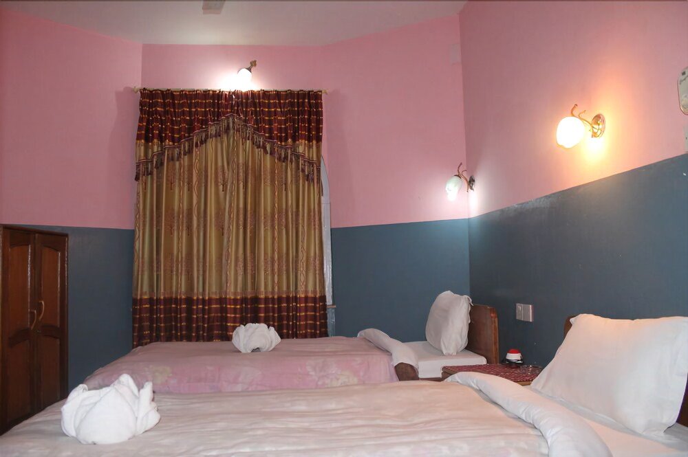 Asian Himalaya Home Stay - Tap to explore photos