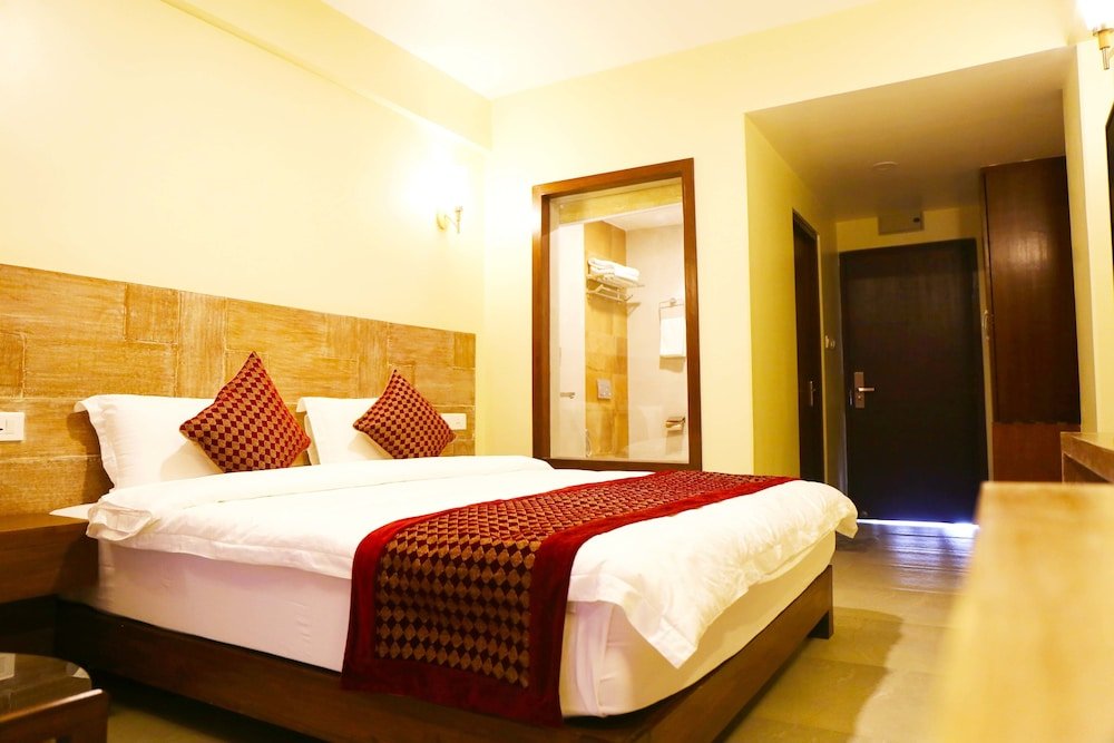 Hotel Haven O Ganga - Tap to explore photos