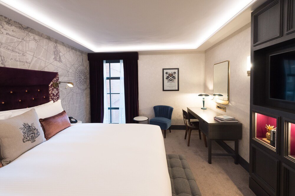 Vintry & Mercer Hotel Room Type - Deluxe Room