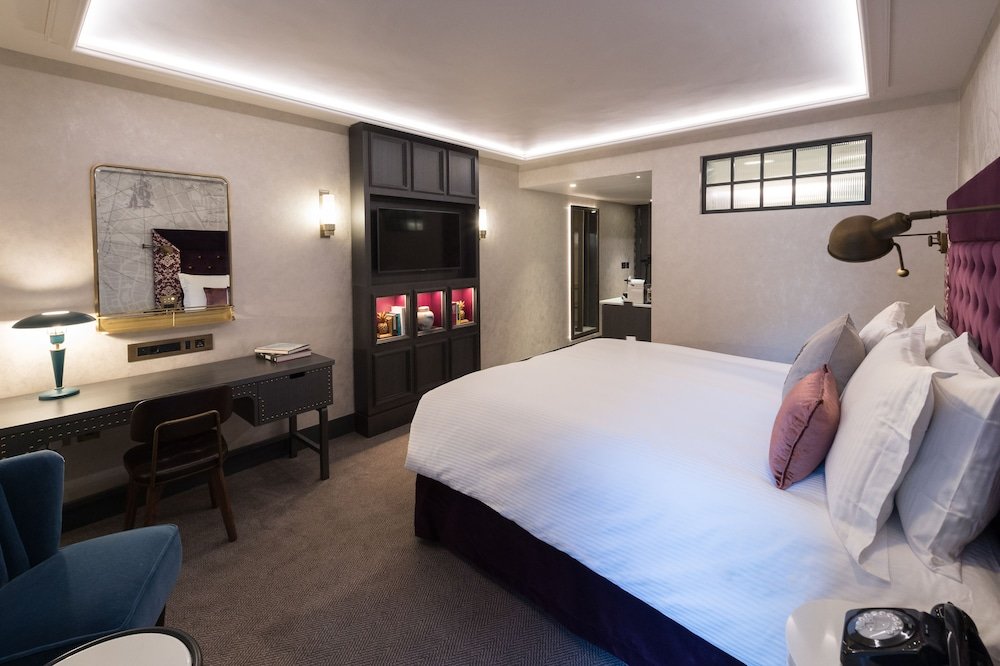 Vintry & Mercer Hotel - Small Luxury Hotels of the World - Tap to explore photos