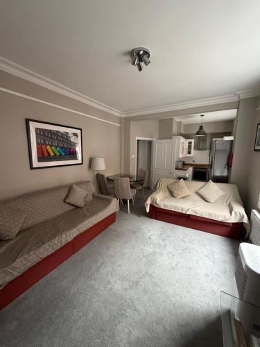 The Fielding Hotel Room Type - Apartment The Fielding Hotel Room Type - Apartment