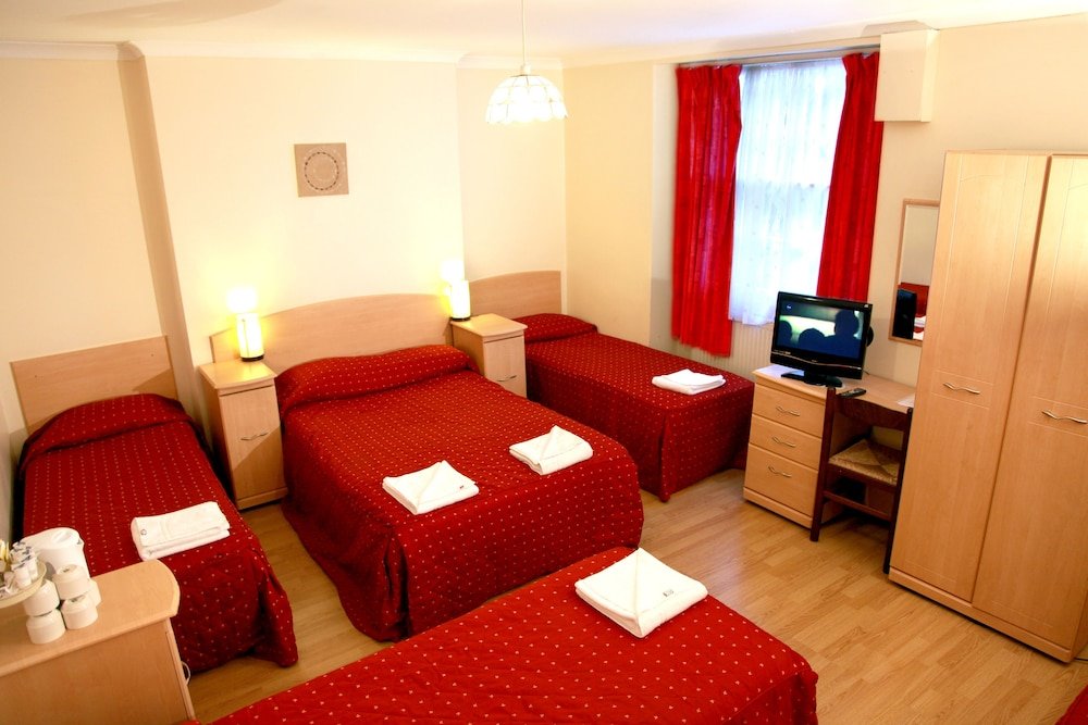 Elmwood Hotel Room Type - Family Room