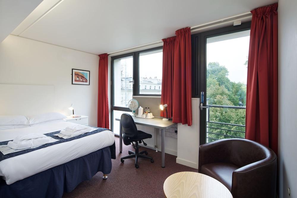 Princes Gardens Room Type - Double Room