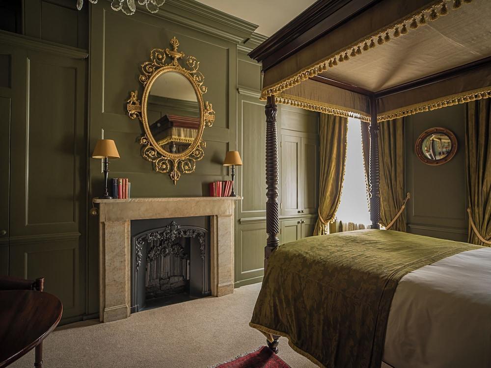Hazlitt's Hotel Room Type - Luxury Room