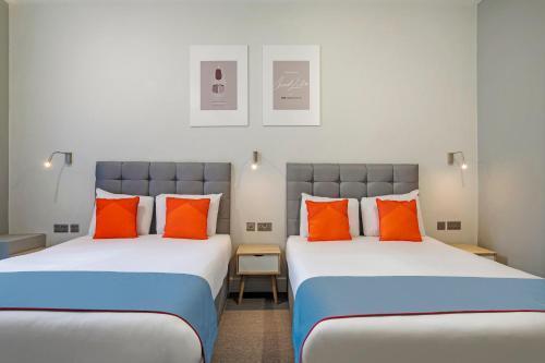Apollo Hotel London Near Hyde Park and Paddington Station - Tap to explore photos