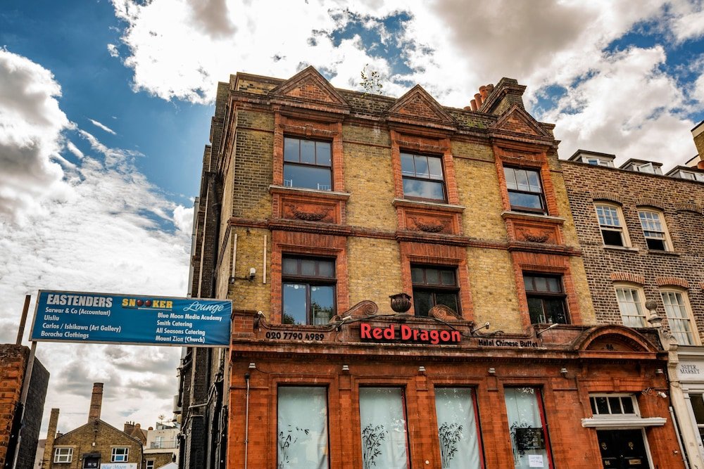 Mile End Beds - Hostel - Tap to explore photos