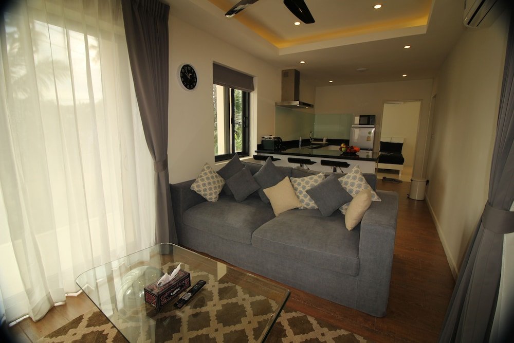 Baan Seaview Hoilday Villas Room Type - Villa 4 (Partial Seaviews and Roadside)